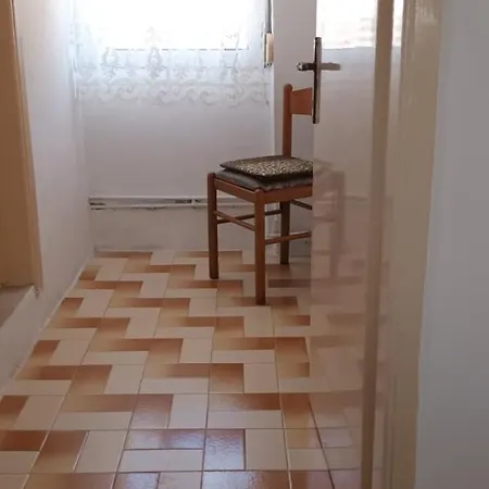 Apartment Roula *